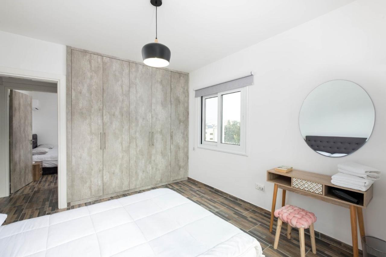 Happy Stay Apartment - Halefka Court Larnaca Eksteriør billede