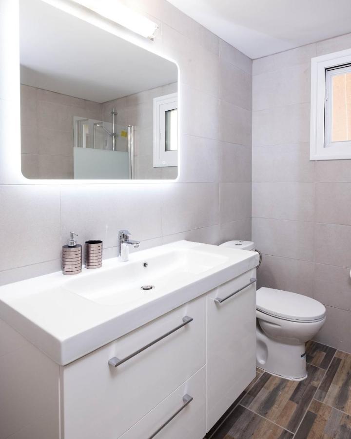 Happy Stay Apartment - Halefka Court Larnaca Eksteriør billede